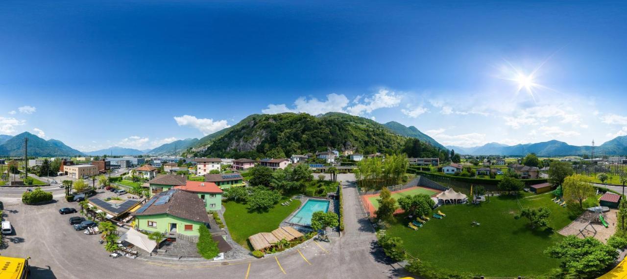 Bamboohouse Motel Riazzino Ngoại thất bức ảnh